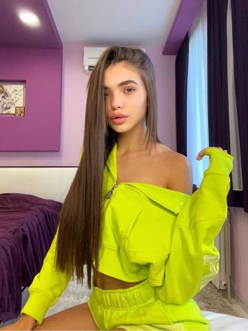 Моника фото 2